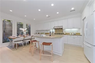 Photo #2: OC24185615 Listing 