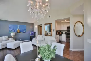 Photo #3: OC24186034 Listing 