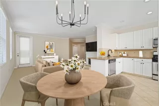 Photo #6: OC24186137 Listing 