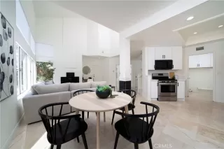 Photo #4: OC24186596 Listing