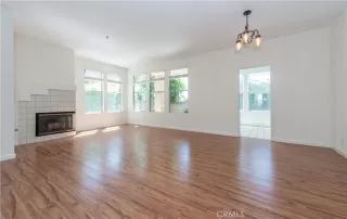 Photo #3: OC24186765 Listing 