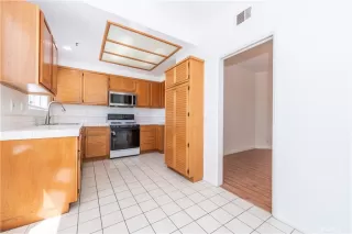 Photo #6: OC24186765 Listing 