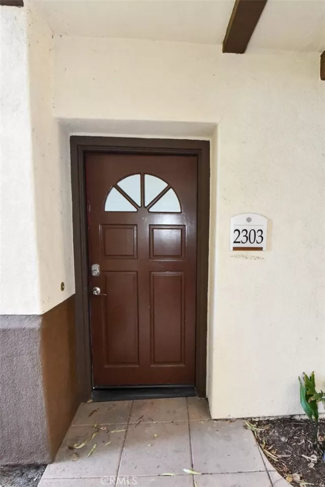 MLS: OC24186786 Condo For Sale