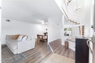 Photo #2: OC24187024 Listing 