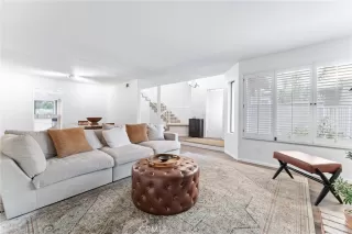 Photo #6: OC24187024 Listing 