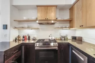 Photo #6: OC24187503 Listing 