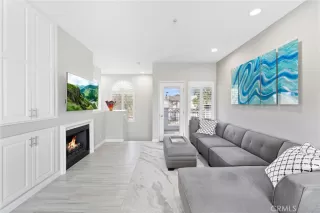 Photo #5: OC24187677 Listing 