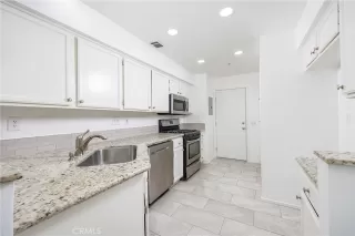 Photo #6: OC24187689 Listing