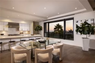 Photo #2: OC24187820 Listing 