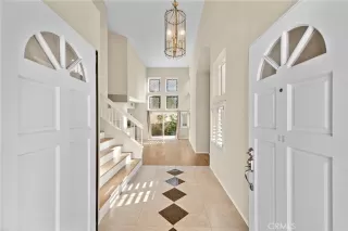 Photo #2: OC24188092 Listing 