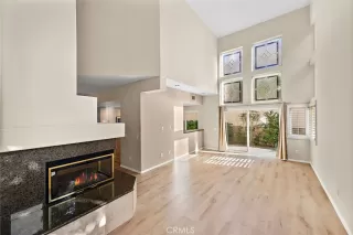 Photo #3: OC24188092 Listing 