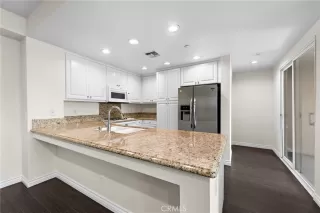 Photo #6: OC24188538 Listing