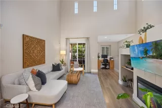 Photo #5: OC24188565 Listing