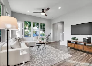 Photo #4: OC24188989 Listing 