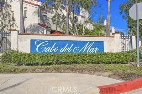 MLS: OC24189051 Condo For Sale