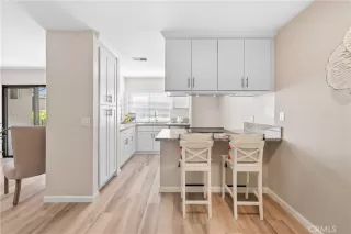 Photo #4: OC24189069 Listing 