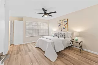 Photo #5: OC24189069 Listing 