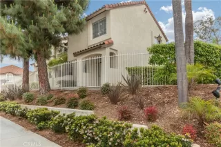 Photo #6: OC24189648 Listing