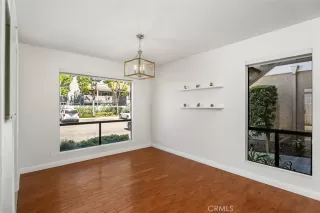 Photo #6: OC24189682 Listing