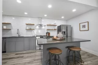 Photo #2: OC24189733 Listing 