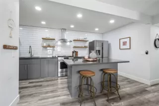 Photo #4: OC24189733 Listing 