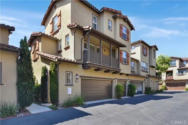 MLS: OC24190023 Condo For Sale