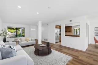 Photo #5: OC24190089 Listing 