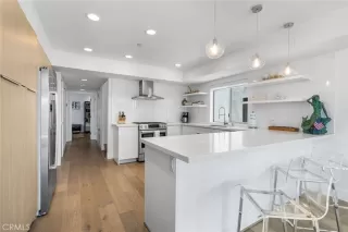 Photo #3: OC24190441 Listing 