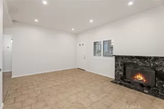 Photo #5: OC24190592 Listing