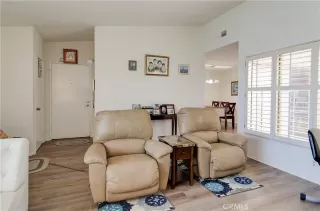 Photo #4: OC24190673 Listing 