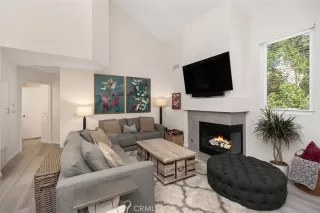 Photo #4: OC24190877 Listing