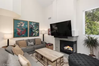 Photo #6: OC24190877 Listing