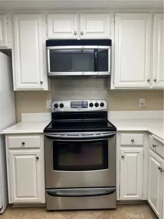 Photo #3: OC24191126 Listing