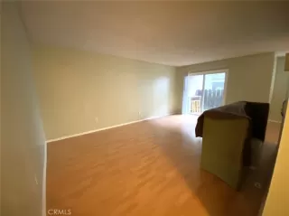 Photo #2: OC24191156 Listing