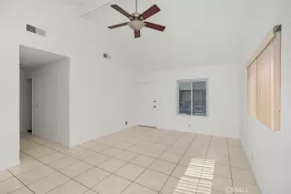 Photo #4: OC24191188 Listing 