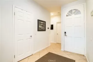 Photo #5: OC24191392 Listing