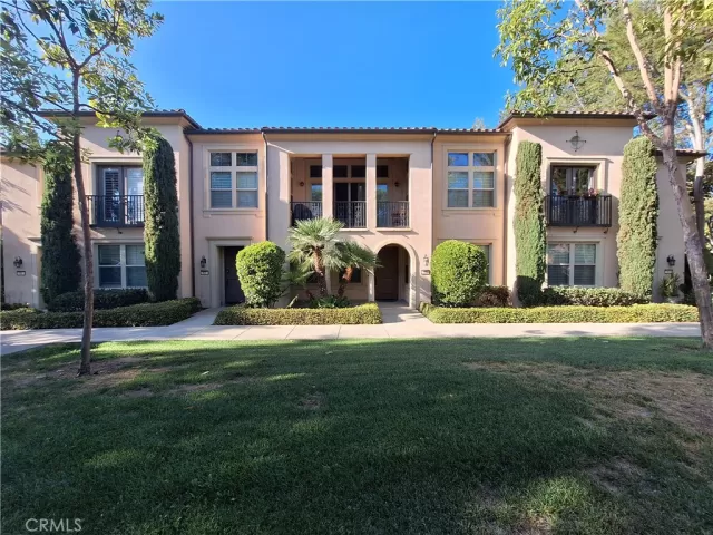 MLS: OC24191609 Condo For Sale