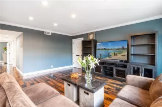 Photo #6: OC24191715 Listing 