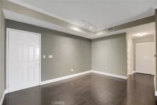 Photo #4: OC24191793 Listing 