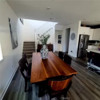 Photo #6: OC24191998 Listing