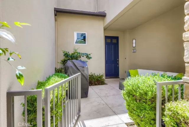 MLS: OC24192638 Condo For Sale