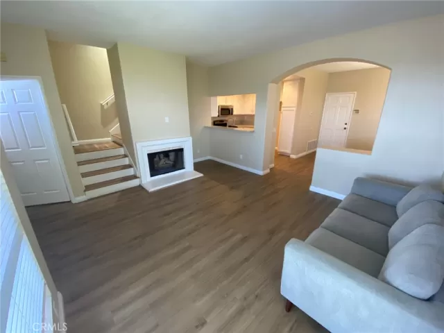 MLS: OC24192967 Condo For Sale
