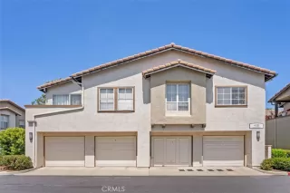 Photo #2: OC24193790 Listing