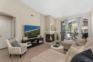 Photo #6: OC24193790 Listing