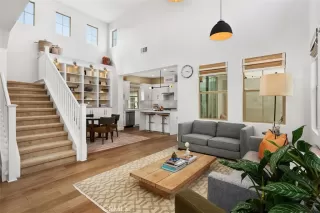 Photo #3: OC24193994 Listing 