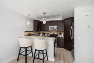 Photo #6: OC24194022 Listing