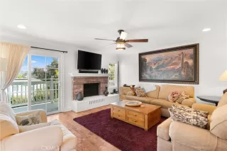 Photo #2: OC24194164 Listing 