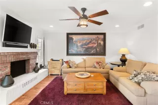 Photo #3: OC24194164 Listing 