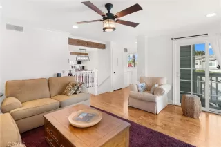 Photo #4: OC24194164 Listing 