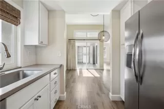 Photo #1: OC24194277 Listing 